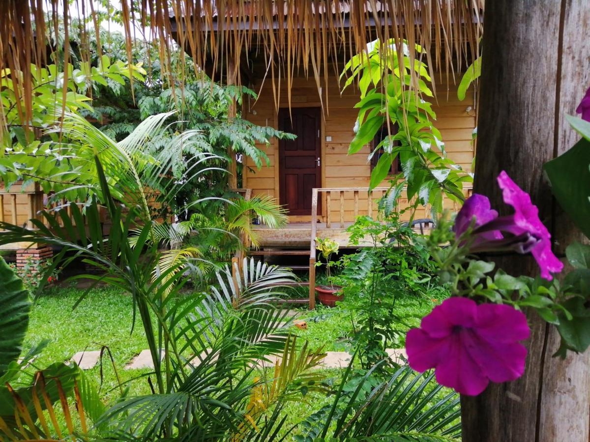 The Hidden Oasis Bungalows Kampot Exterior foto